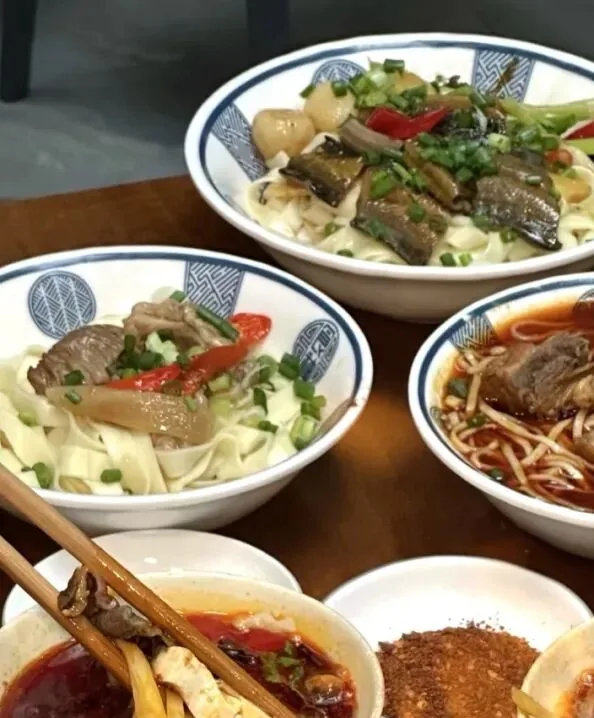 Jinniu District noodles at a local shop