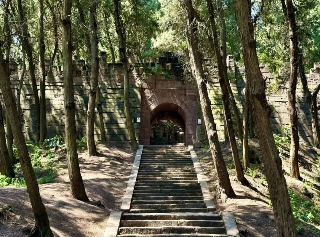 Yunding Mountain: Chengdu’s 26°C Ancient Temple Hike