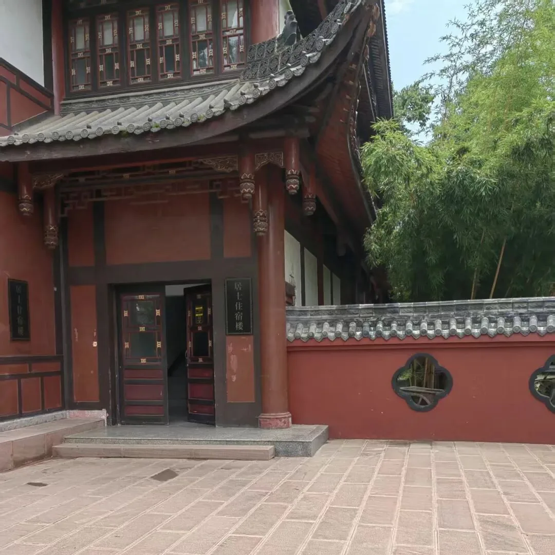 Zhaojue Temple visit, 1.5 to 2.5 hours for quiet prayer and photos