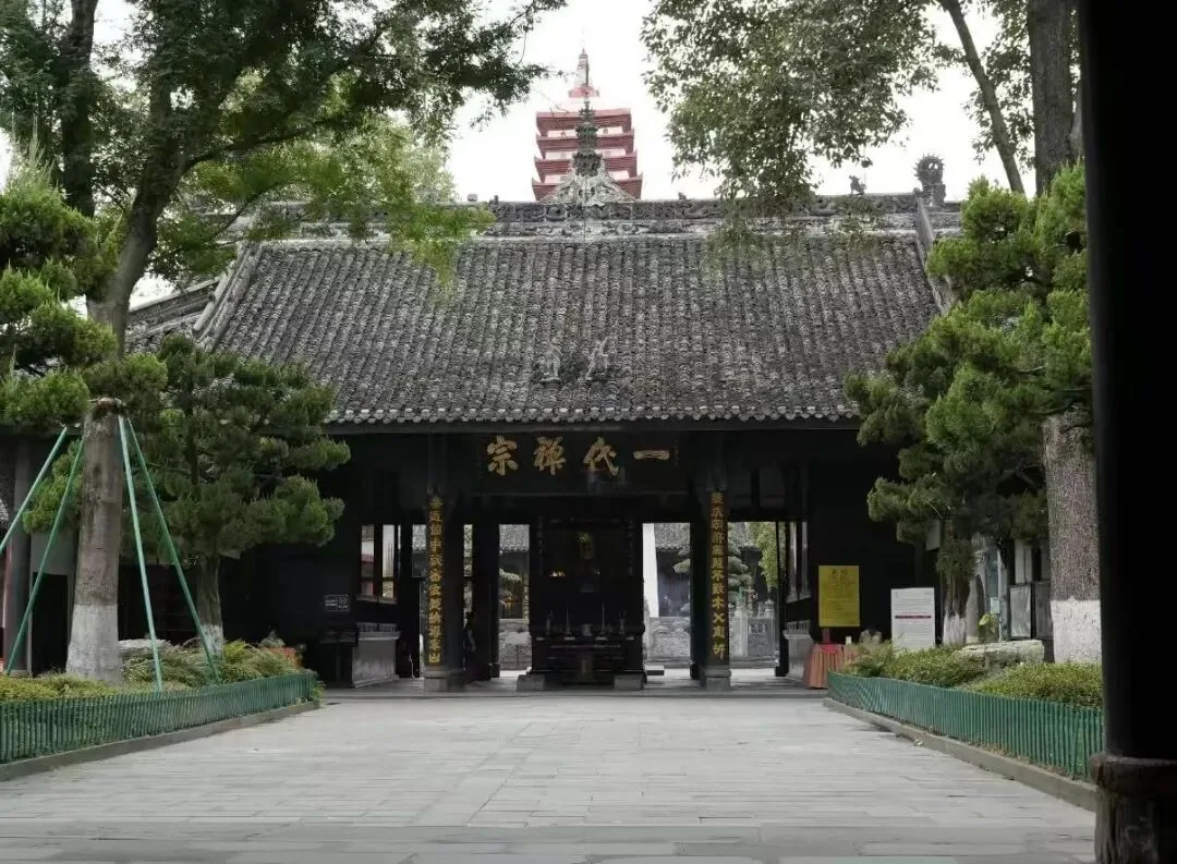 Baoguang Temple visit for its famous vegetarian food in Chengdu