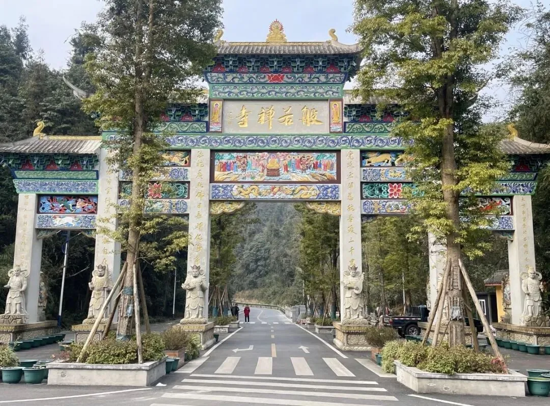 Bore Temple history from Ming destruction to Qing reconstruction and Republic-era restoration