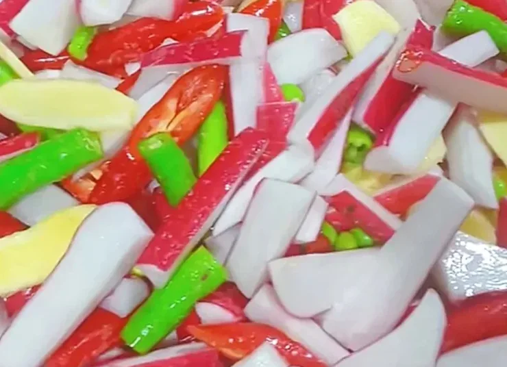 Xinfan pickles, a local specialty with history dating to Shang and Zhou dynasties